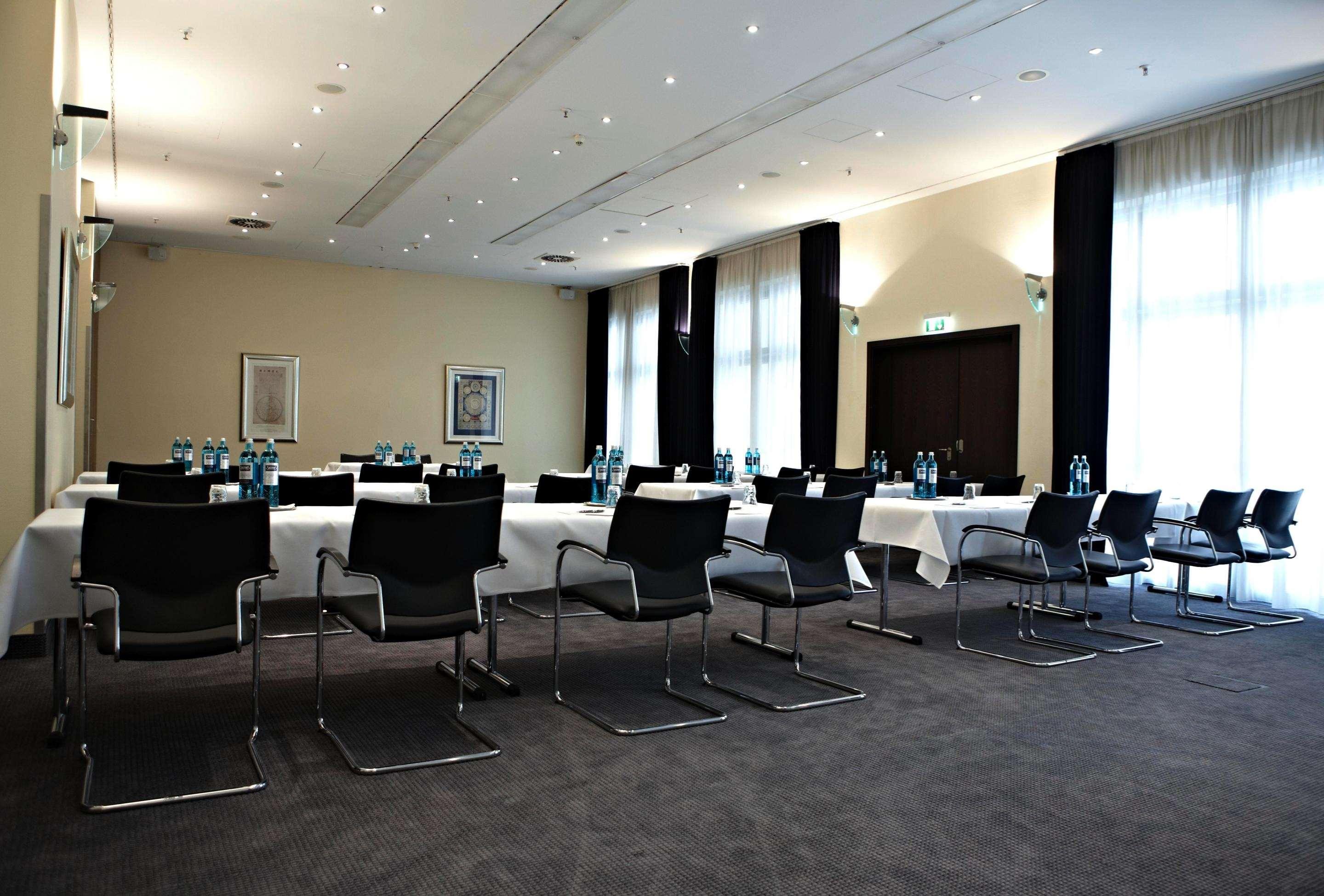 Metropolitan Hotel By Flemings Frankfurt am Main Business photo