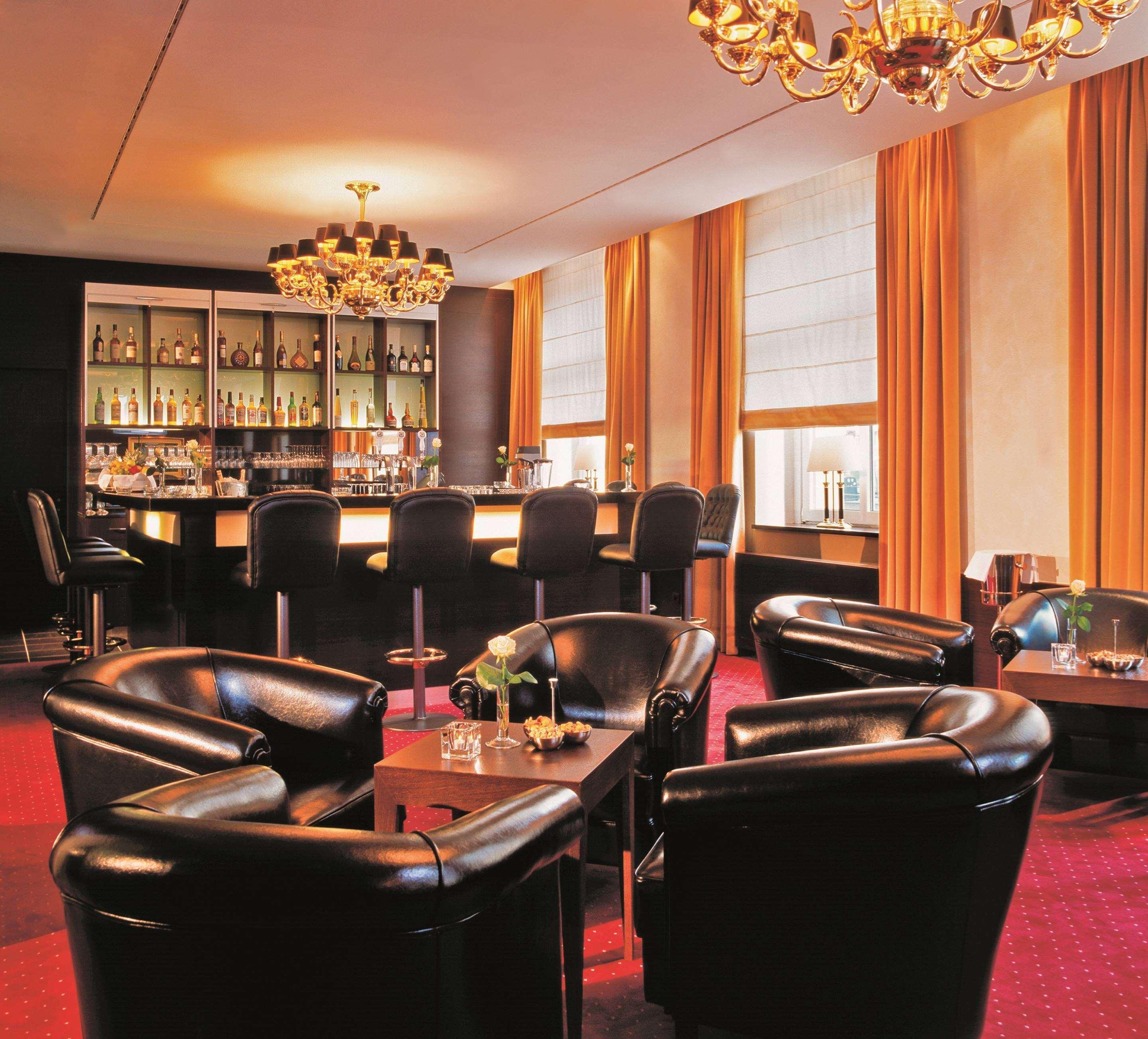 Metropolitan Hotel By Flemings Frankfurt am Main Restaurant photo